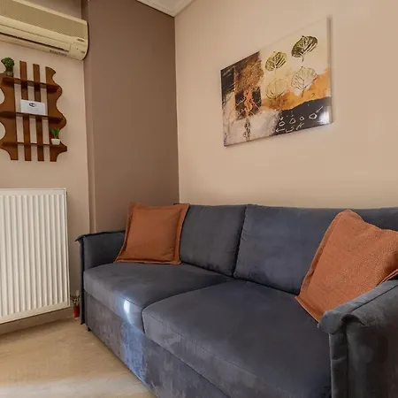 Apartment Your Cozy Six Street γ 3 Larissa